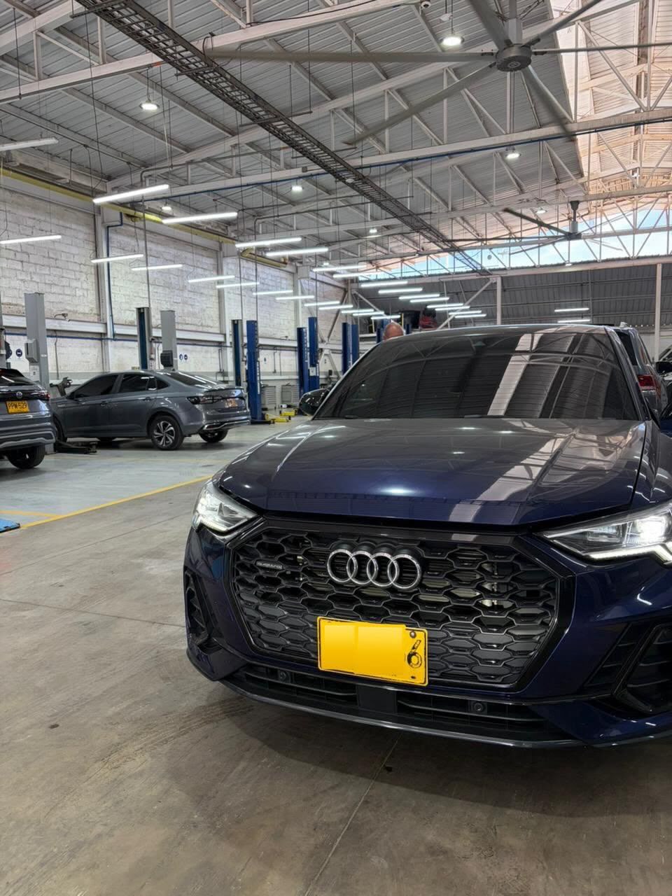 Audi Q3 Sportback S Line 2022, vista frontal